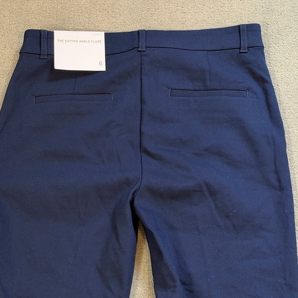 NWT Loft Sutton Flare Pants in Navy - Women’s Size 6 - Business Casual Office - Picture 7 of 10